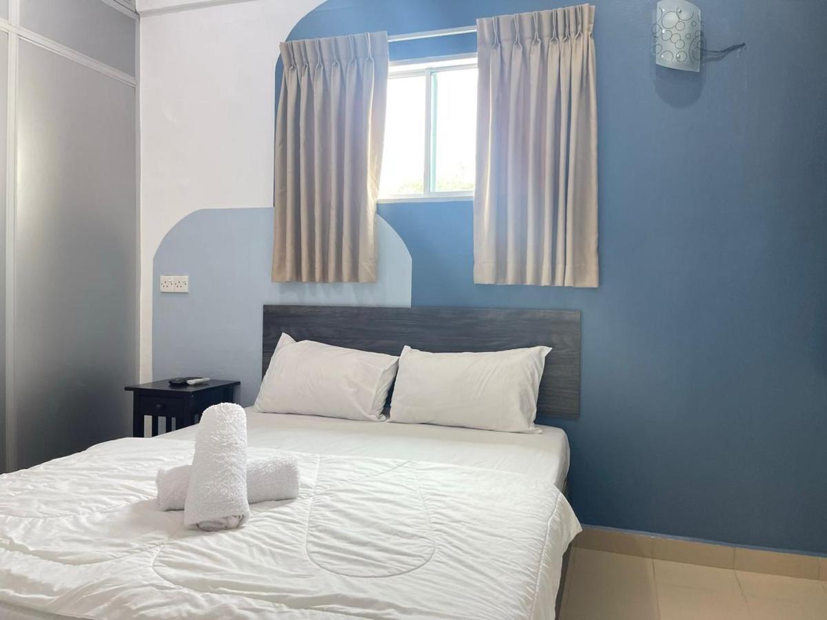 Mr Homestay Hotelstyle Room Телук-Інтан Екстер'єр фото