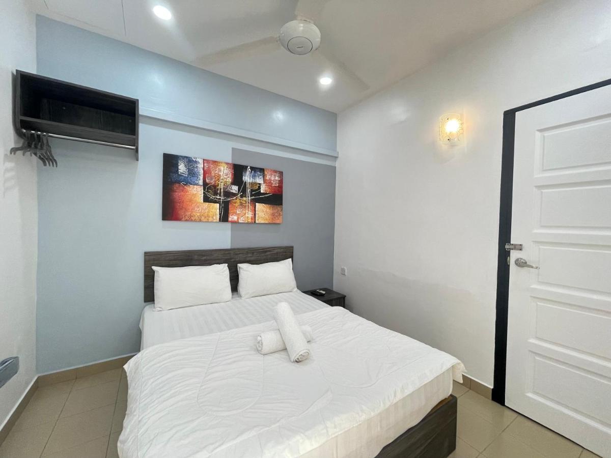 Mr Homestay Hotelstyle Room Телук-Інтан Екстер'єр фото