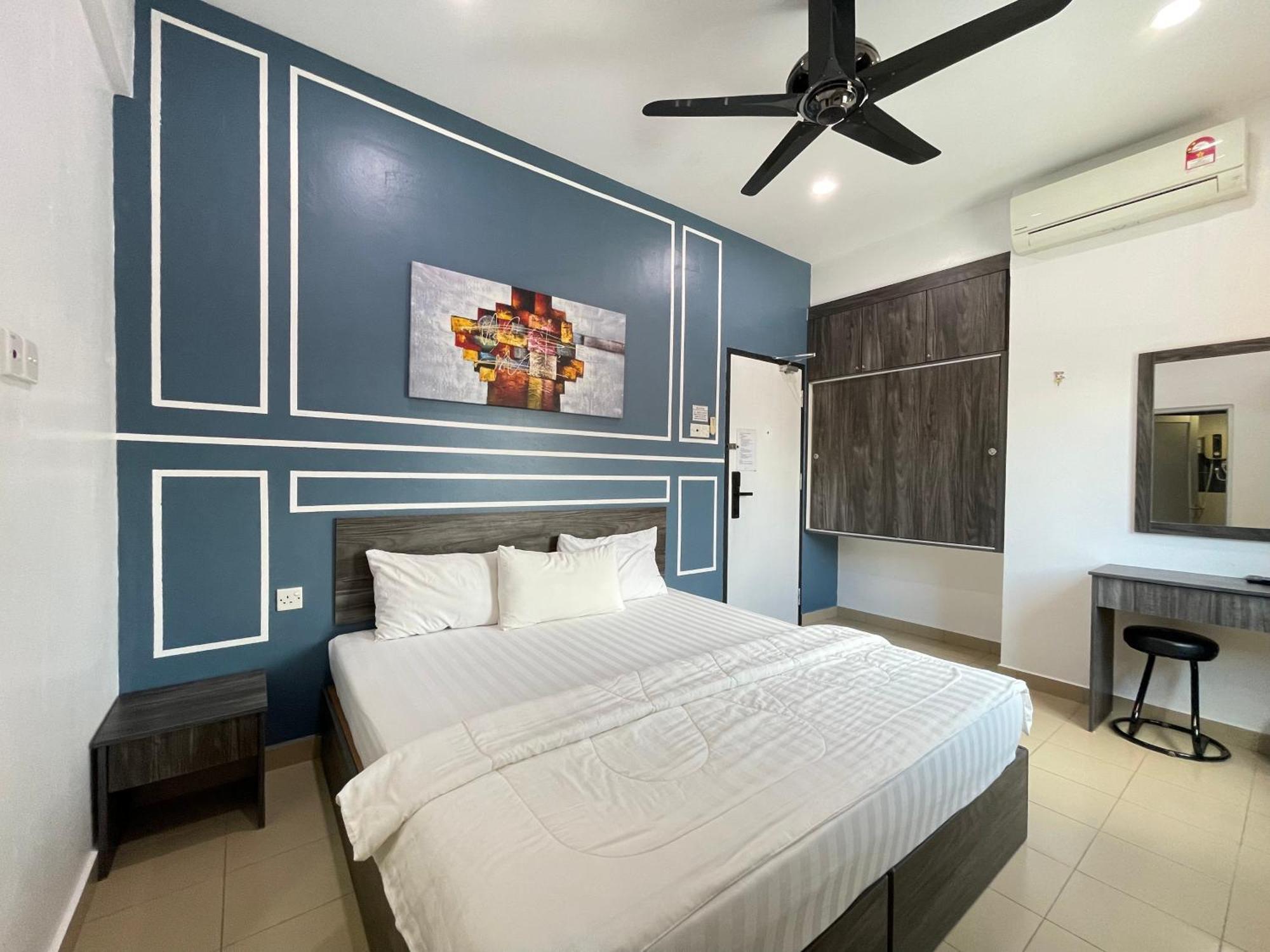 Mr Homestay Hotelstyle Room Телук-Інтан Екстер'єр фото
