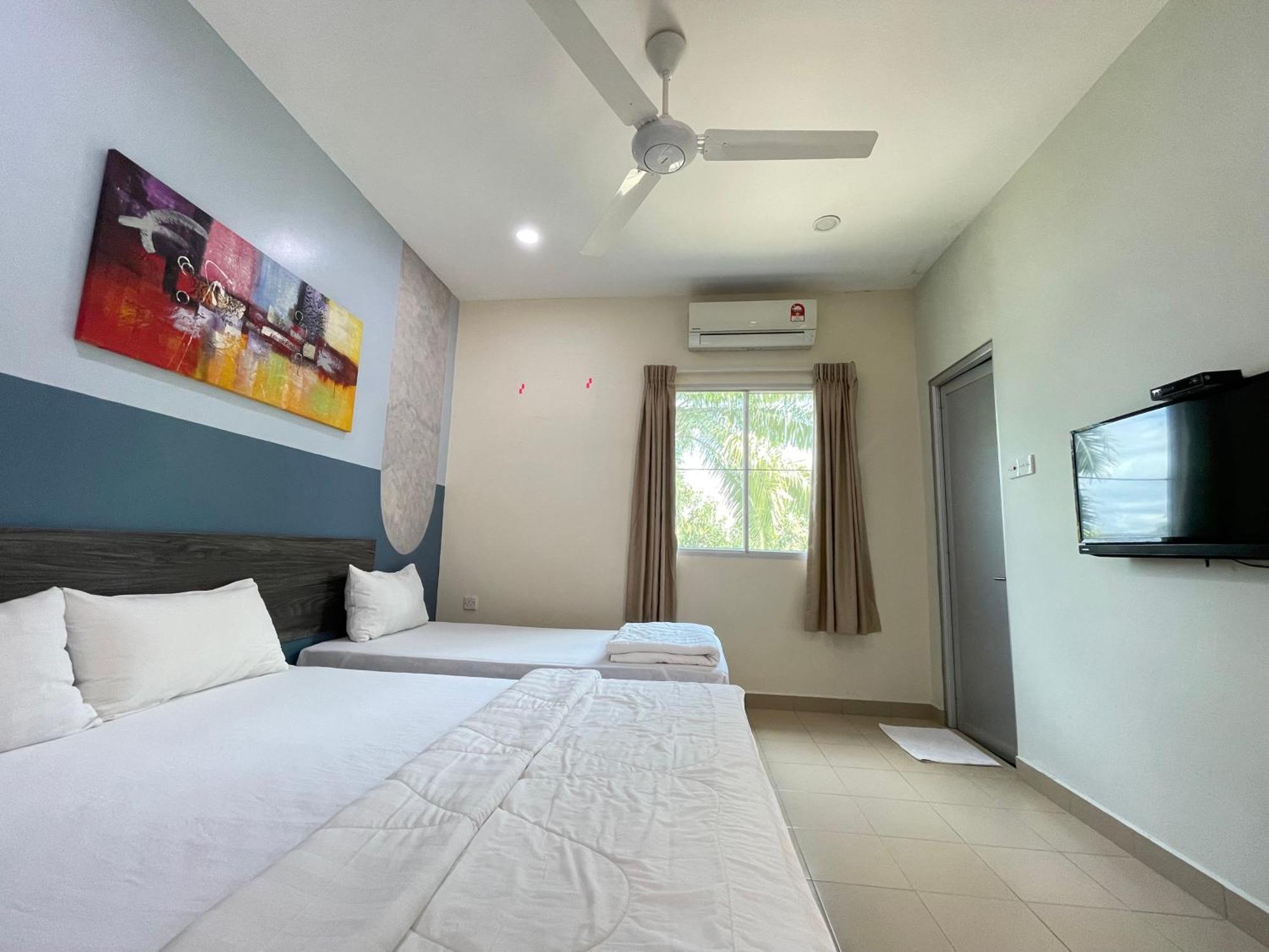 Mr Homestay Hotelstyle Room Телук-Інтан Екстер'єр фото