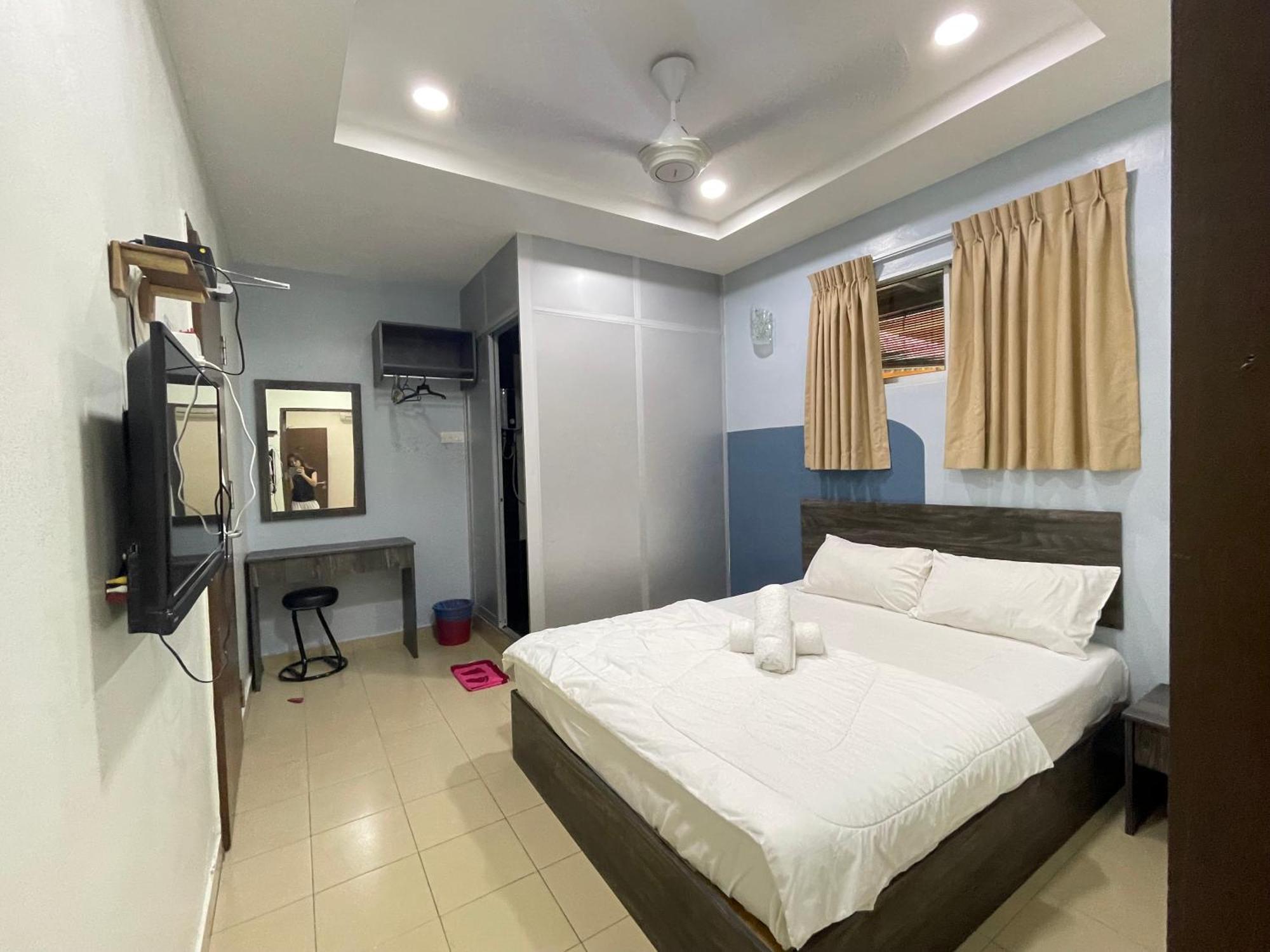 Mr Homestay Hotelstyle Room Телук-Інтан Екстер'єр фото