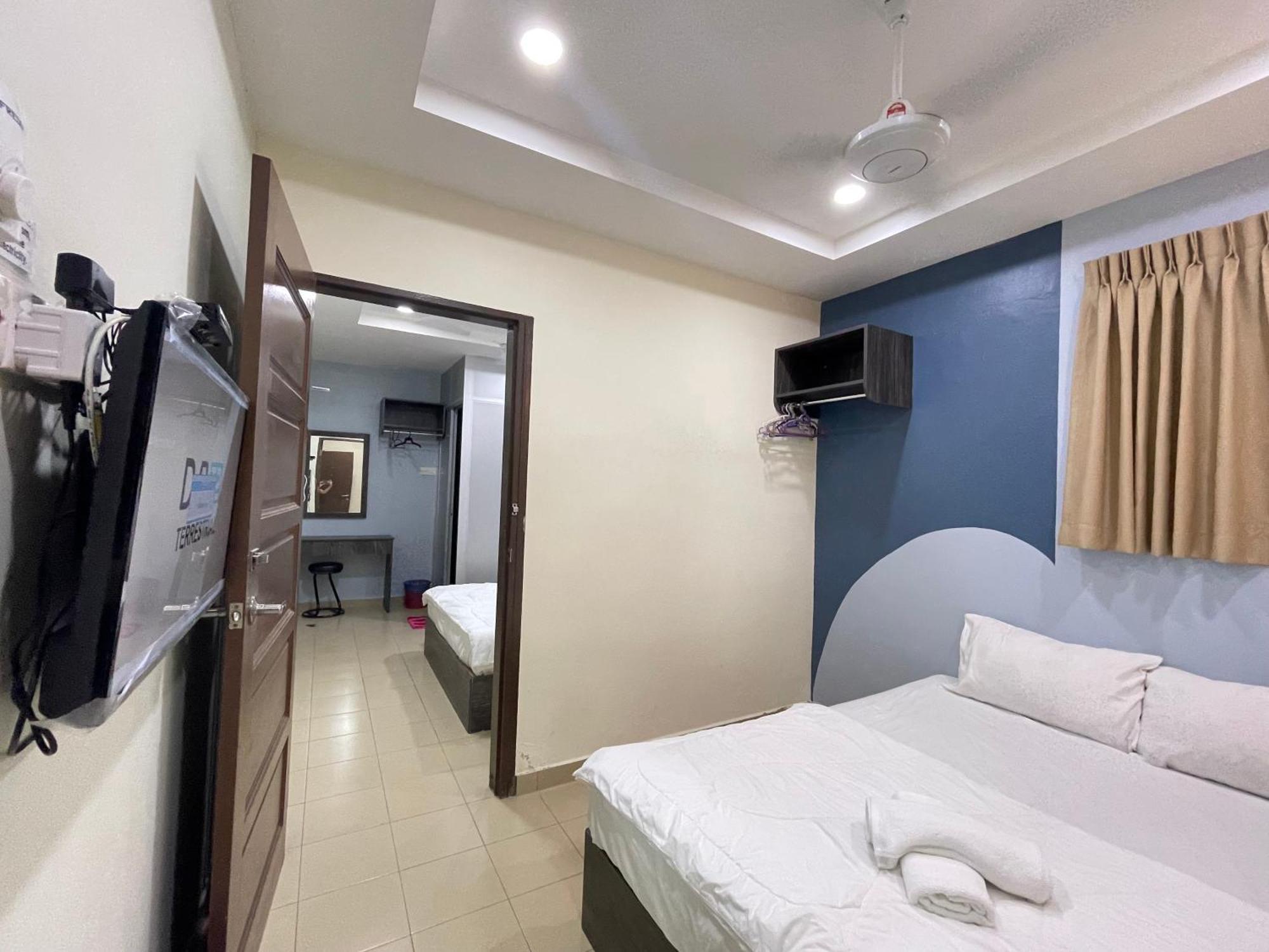 Mr Homestay Hotelstyle Room Телук-Інтан Екстер'єр фото